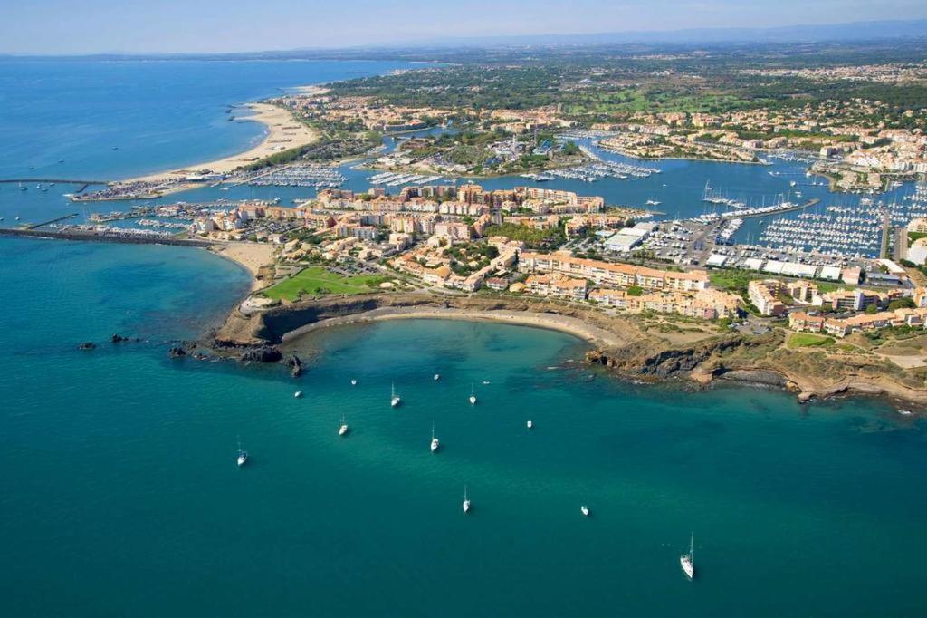 Appartement 1Ere Ligne Vue Port Avec Balcon, Piscine アグド エクステリア 写真